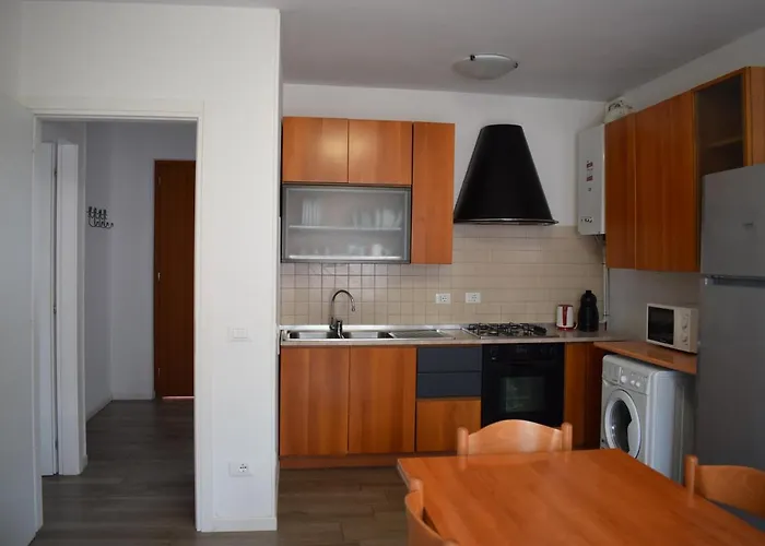 Bardolino Lake Apartments